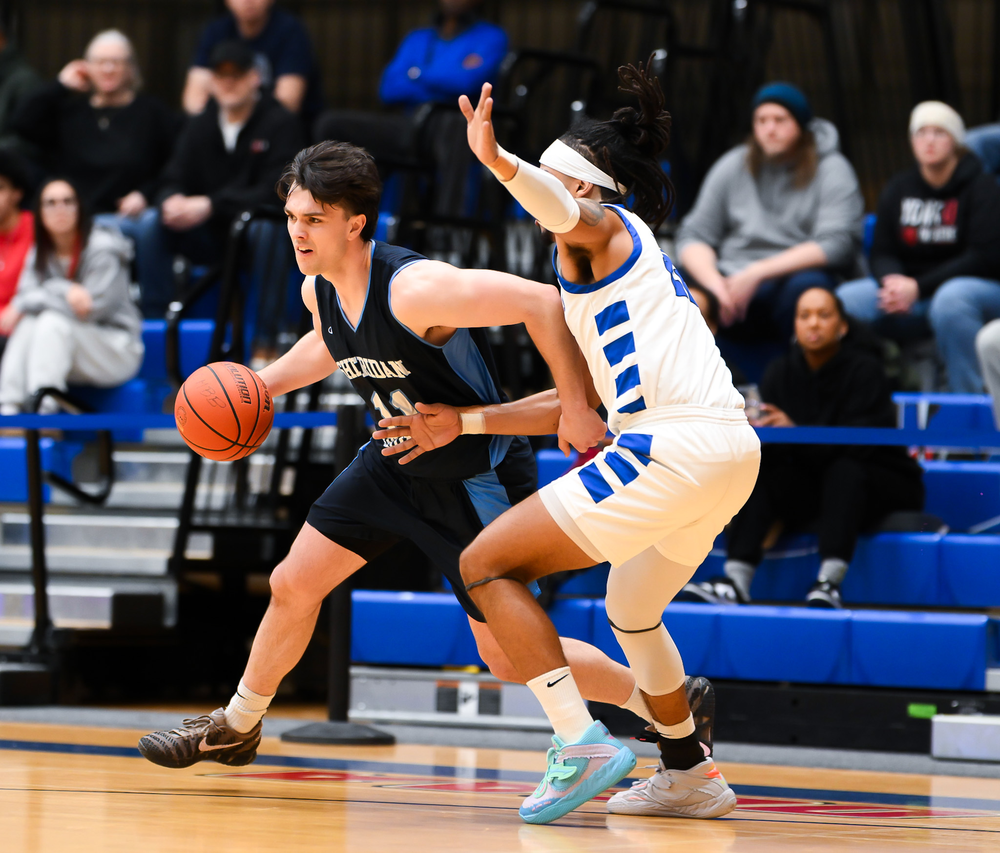 Men's Basketball: Upset No. 1 Seed Georgian, Advance to OCAA Quarter-Finals