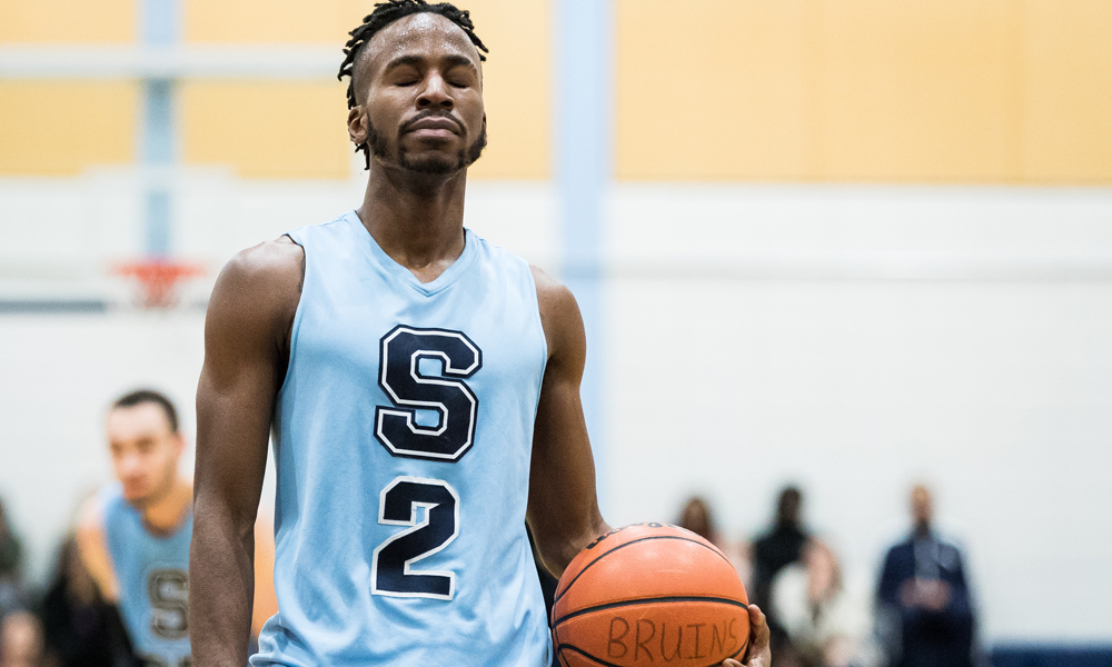 Men's basketball can't overcome slow start in loss to McMaster