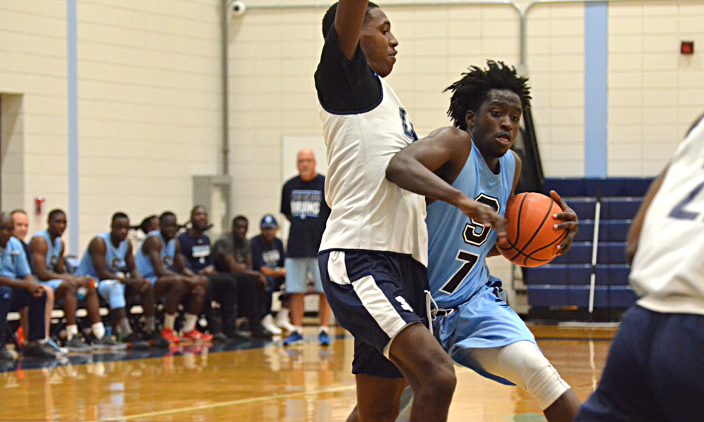 Men's Basketball drop Labour Day exhibition to Lincoln Memorial