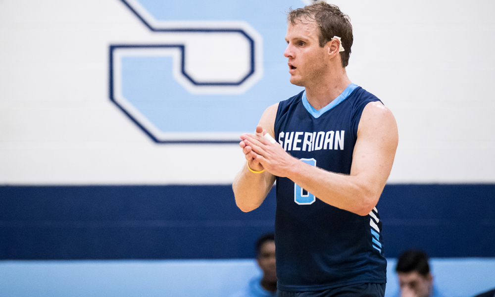 Men's volleyball drop five set thriller to Redeemer