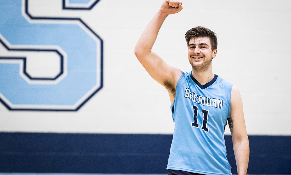 Men's volleyball upends No. 9 Redeemer in 5-set thriller