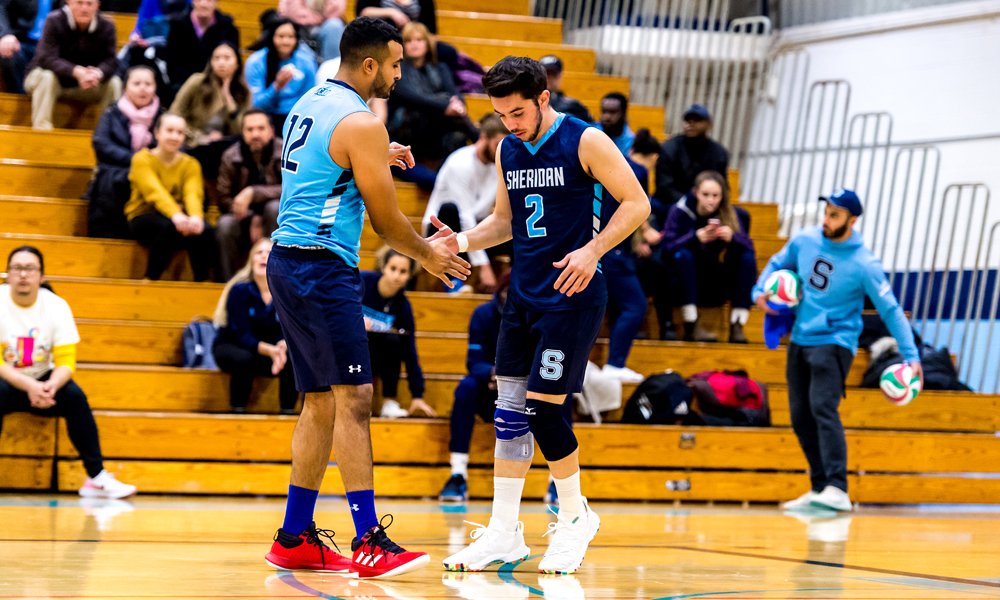 Men's volleyball drops 5-set heartbreaker to Niagara